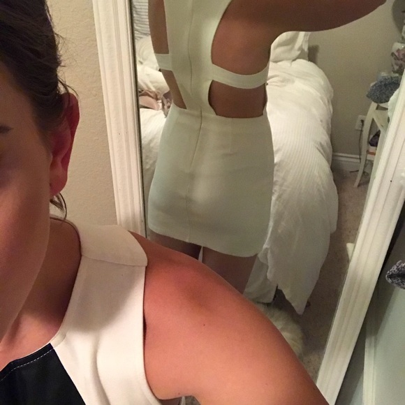 Cream cutout dress with faux leather paneling - Picture 4 of 5